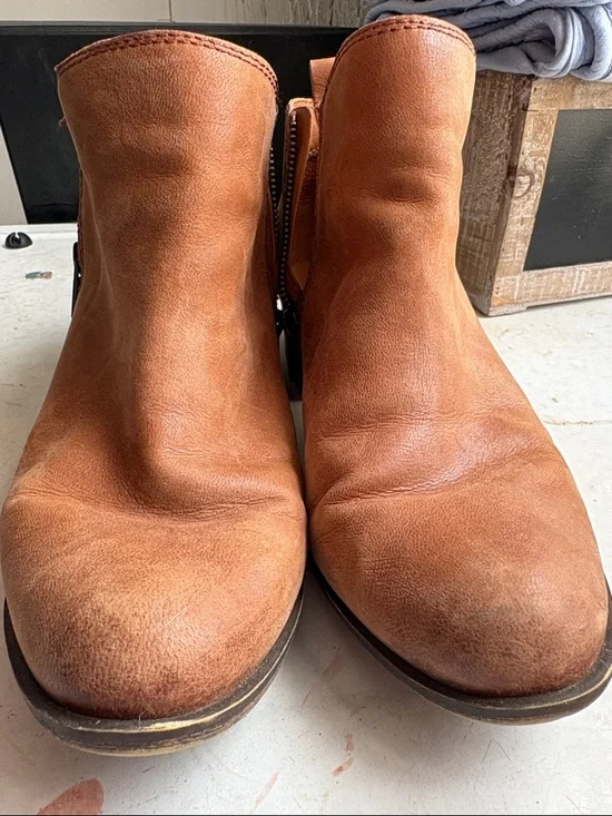 Lucky Brand Cognac Leather Ankle Booties - Picture 9 of 9